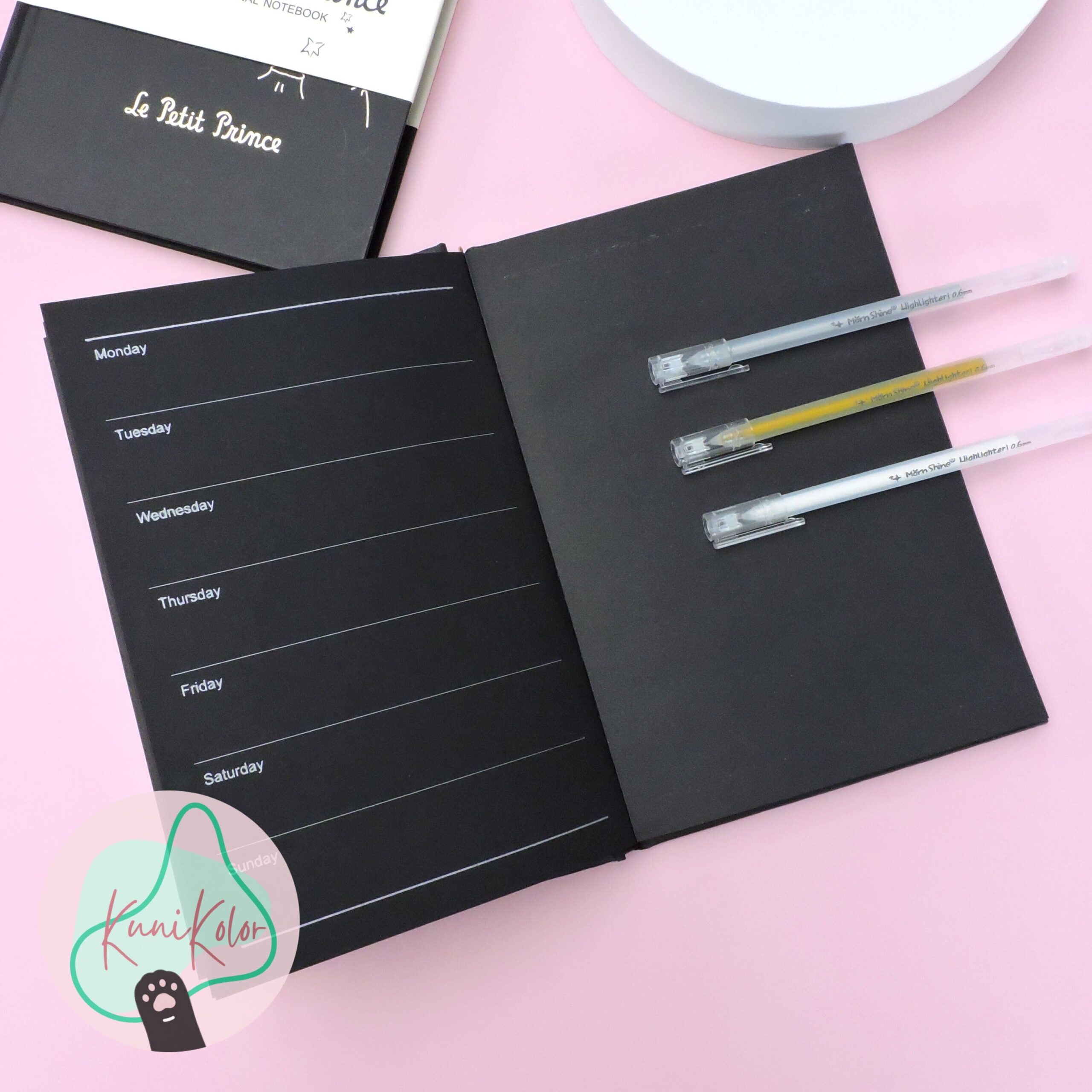 Agenda planeador principito negra 3 Agenda planeador principito negra le petit prince kunikolor 06 scaled Agenda planeador principito negra - Image 3