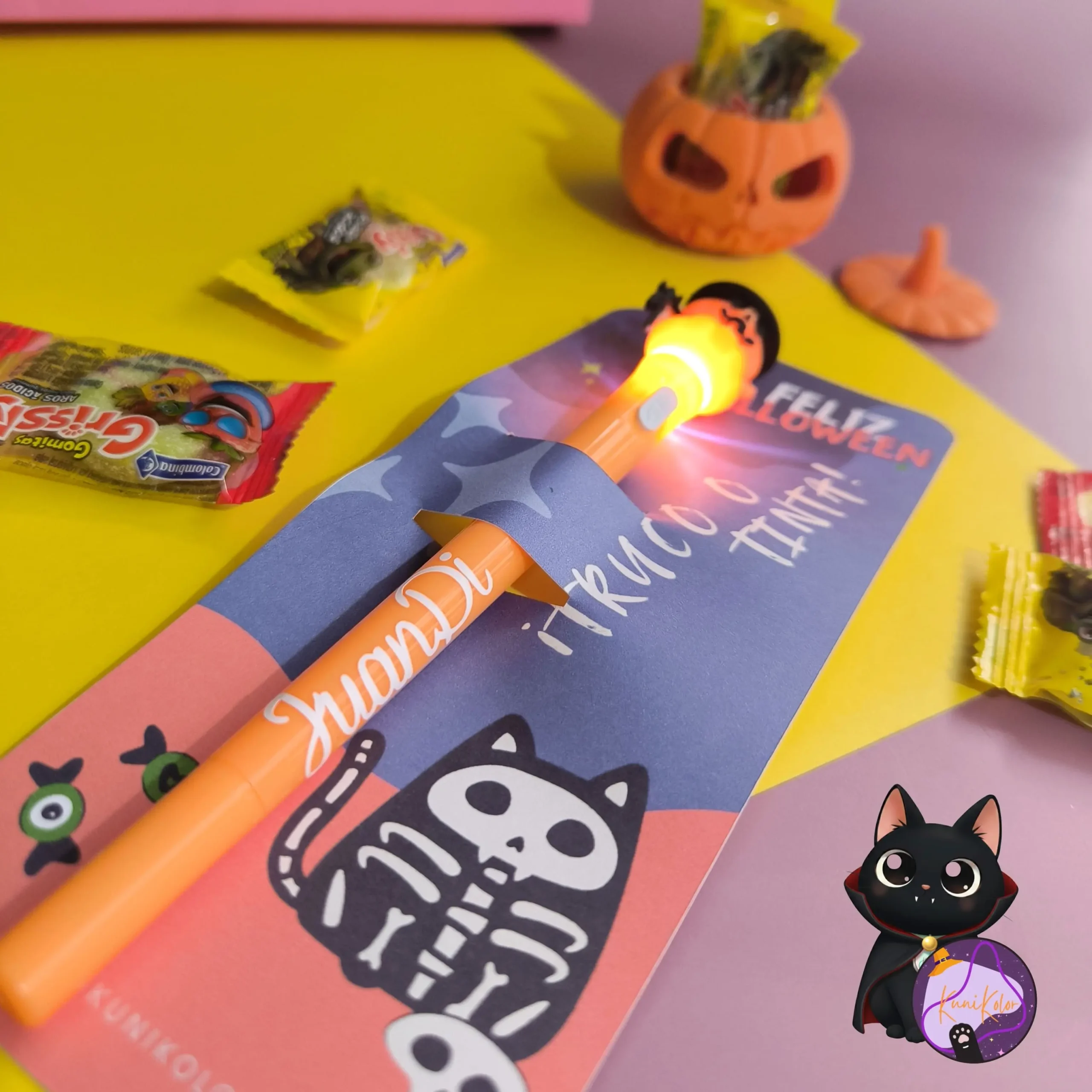 Kit esfero Halloween con dulces 4 Esferos lapiceros halloween con luz calabaza fantasma jack murcielago con 1 scaled Kit esfero Halloween con dulces - Image 4