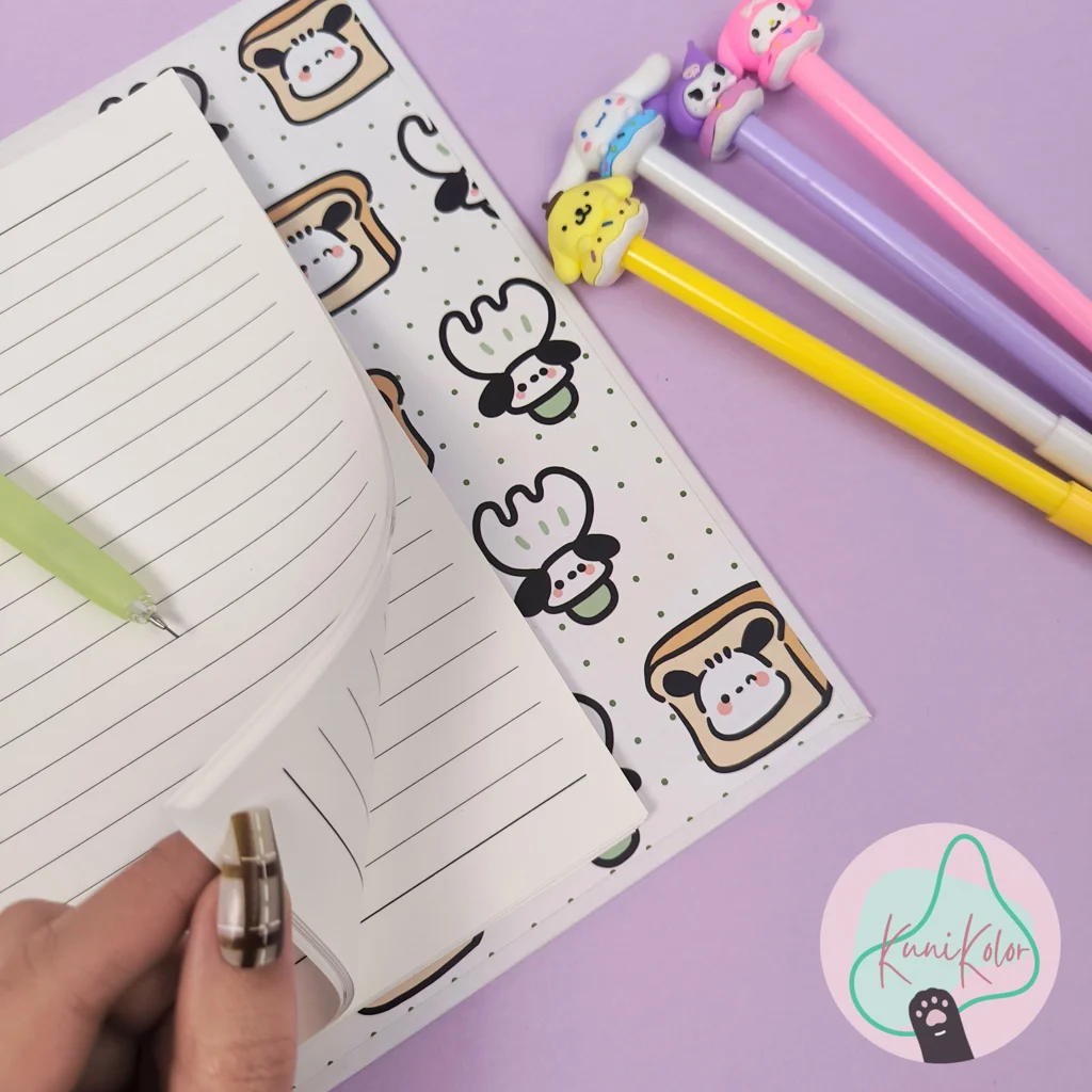 Folder Sanrio 3 Folder carpeta sanrio Pochacco kawaii con hojas rayadas kunikolor 04 opt Folder Sanrio - Image 3