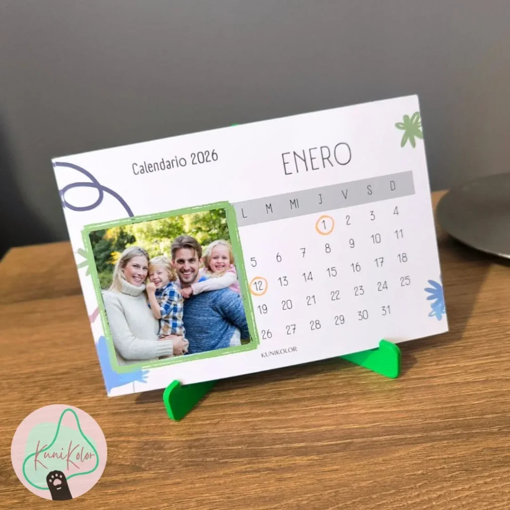 calendario con fotos personalizado base triangular kunikolor 03