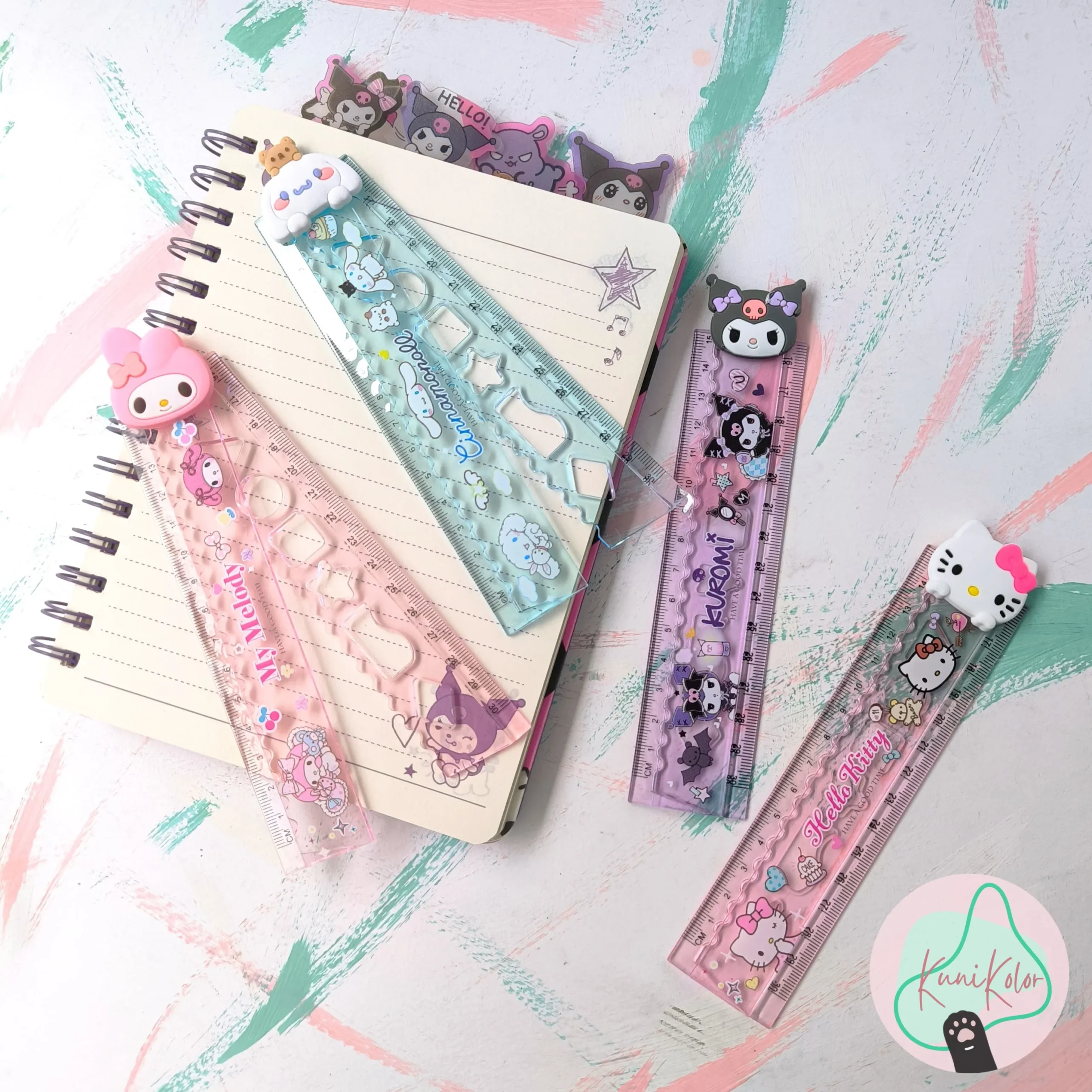 Regla plegable Sanrio 1 Regla expamdible sanrio kuromi my melody cinnamoroll hello kitty kunikolor kawaii 01 scaled Regla plegable Sanrio